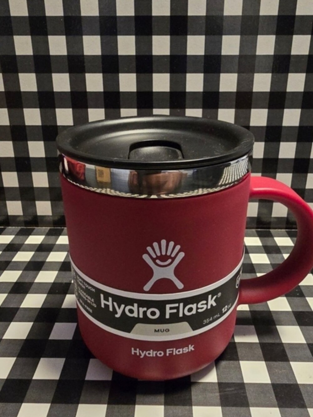 Hydro Flask 12 oz Red Insulated Mug with Lid